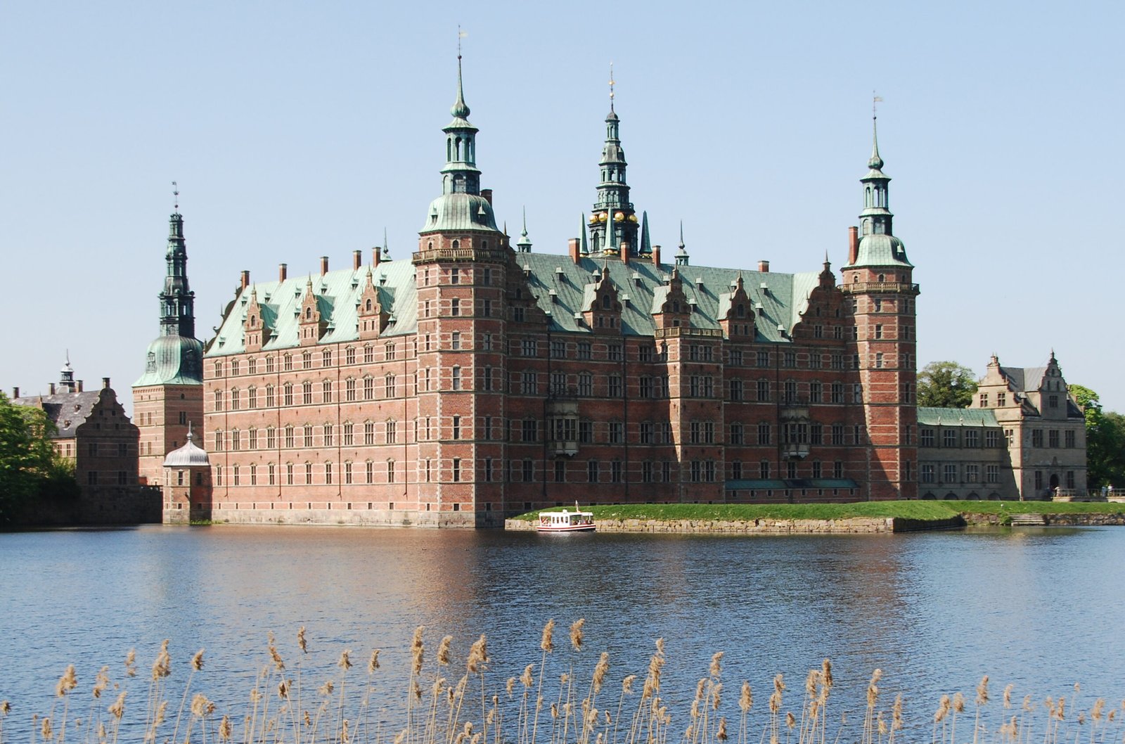 Frederiksborg Castle, Hovedstaden