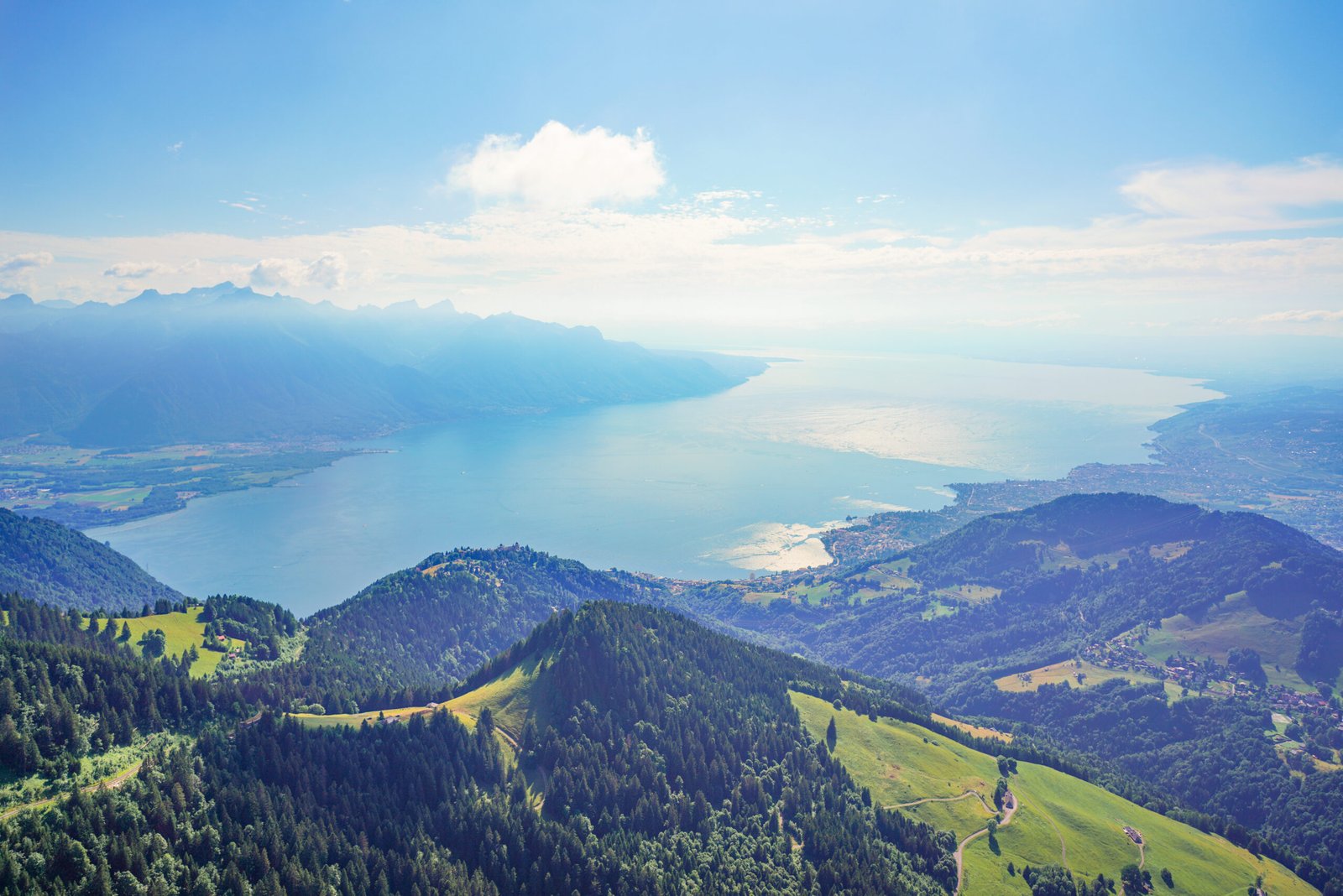 Lake Geneva, Lake Geneva Region